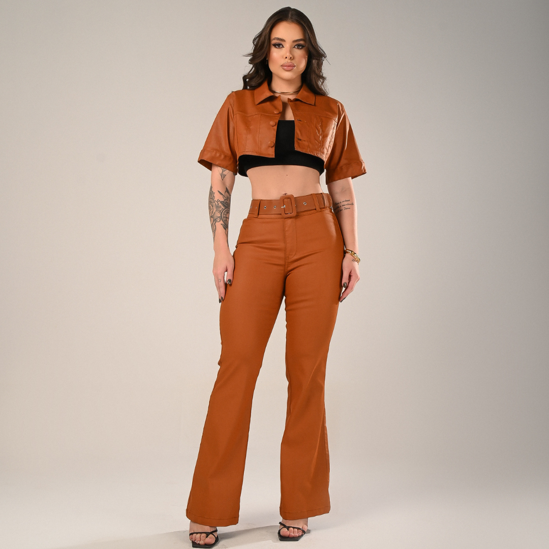 Calça Flare Encerada c/ Frente Lisa Caramelo Pádua - RX005007CR