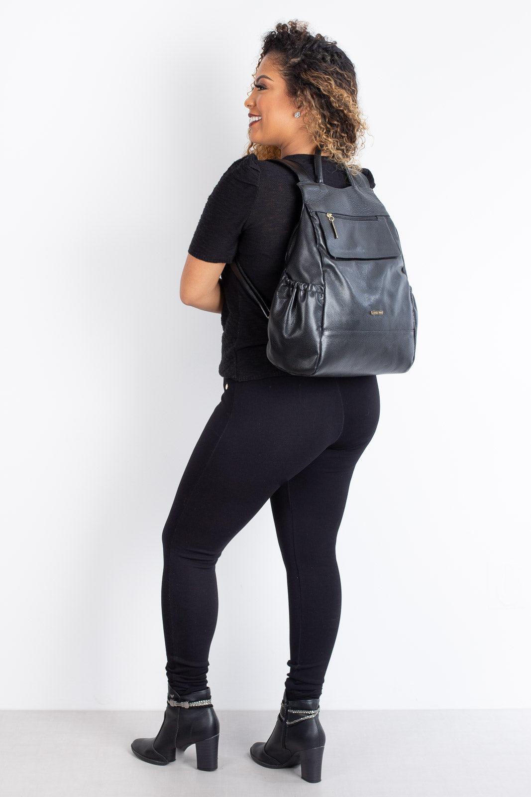 Mochila antifurto de couro liso Suelen