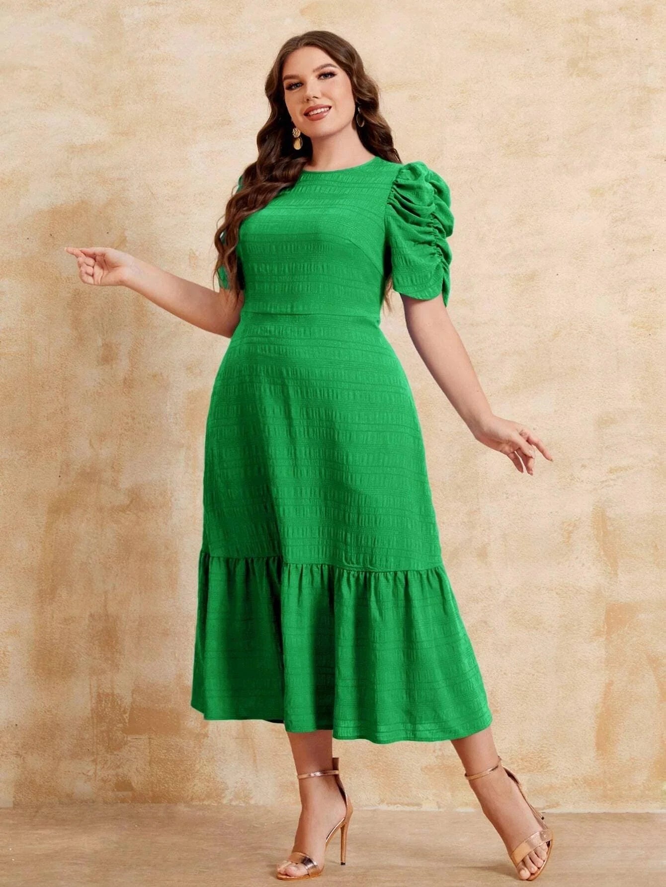 Vestido Manga Bufante Plus Size - Serena